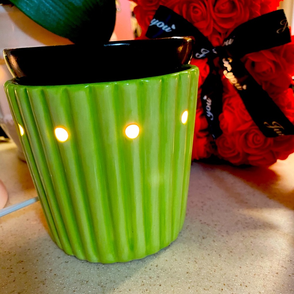 Scentsy Cupcake Warmer